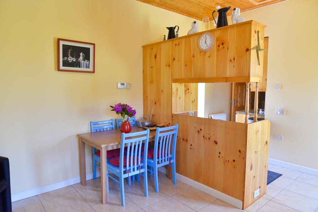 Achill Cottages Achill Sound Екстер'єр фото